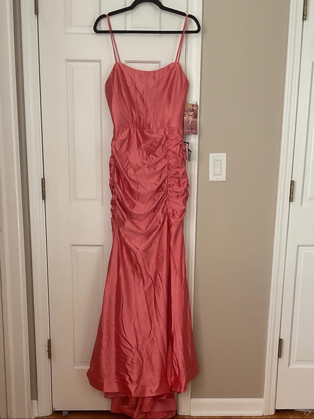 Emerald Sundae Coral Ruched Spaghetti-Strap Prom Gown